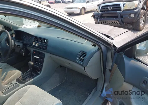 1995 Honda Accord Lx/Ex from USA, damaged, VIN 1HGCD5633SA024016